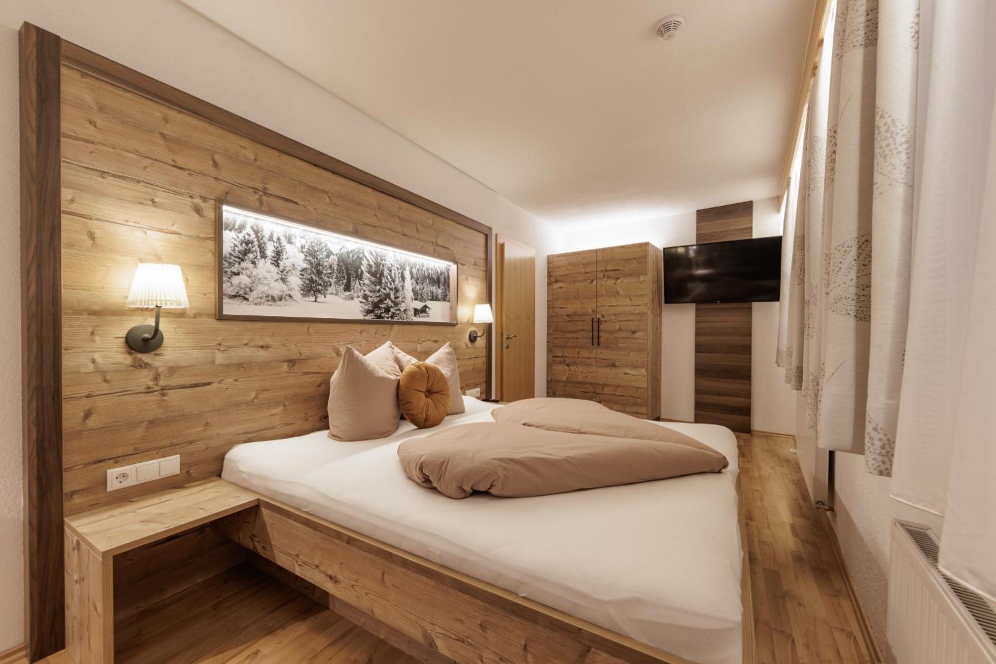 Apartmenthaus Goldeck Ried im Oberinntal Exteriör bild