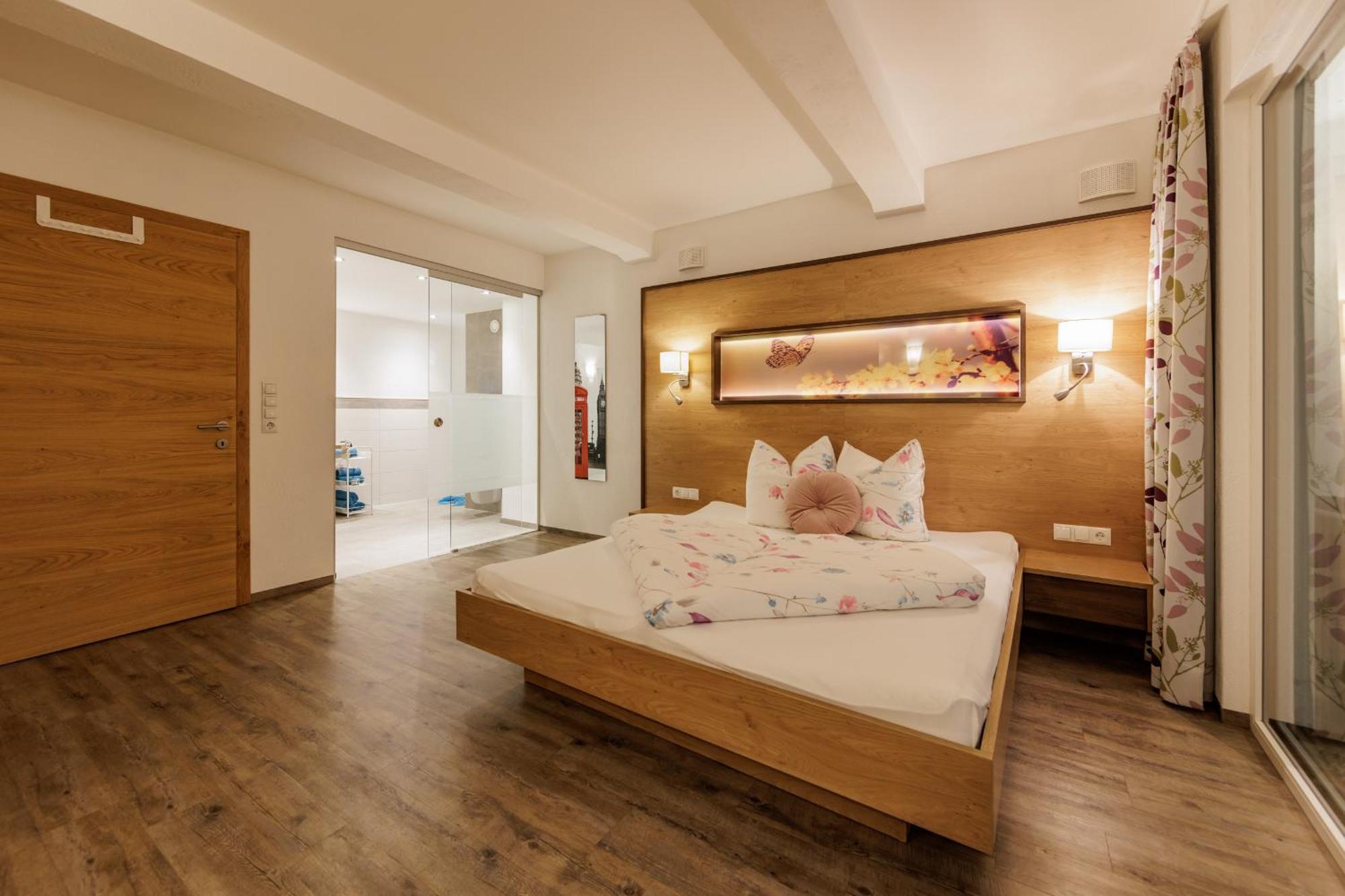 Apartmenthaus Goldeck Ried im Oberinntal Exteriör bild