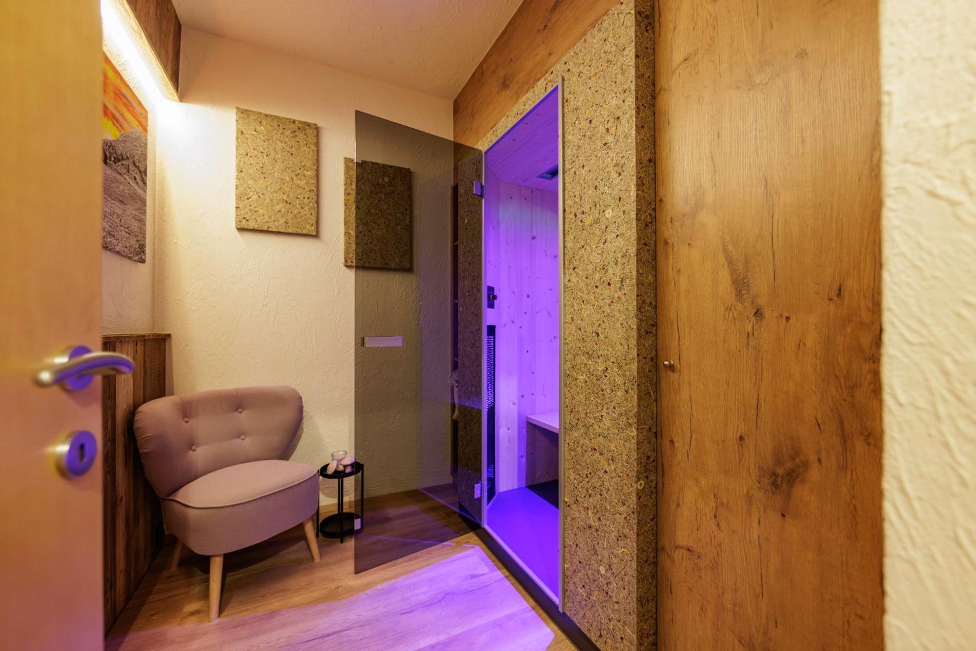 Apartmenthaus Goldeck Ried im Oberinntal Exteriör bild