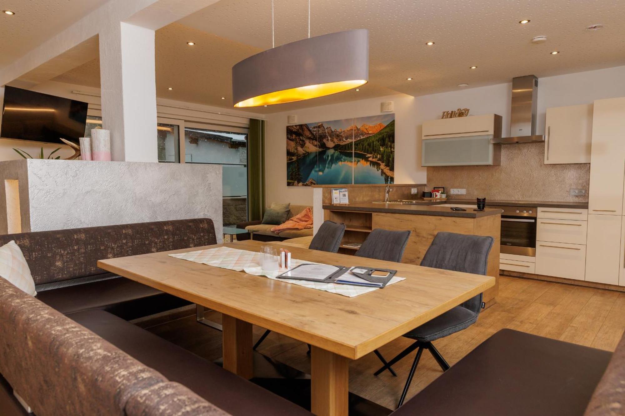 Apartmenthaus Goldeck Ried im Oberinntal Exteriör bild