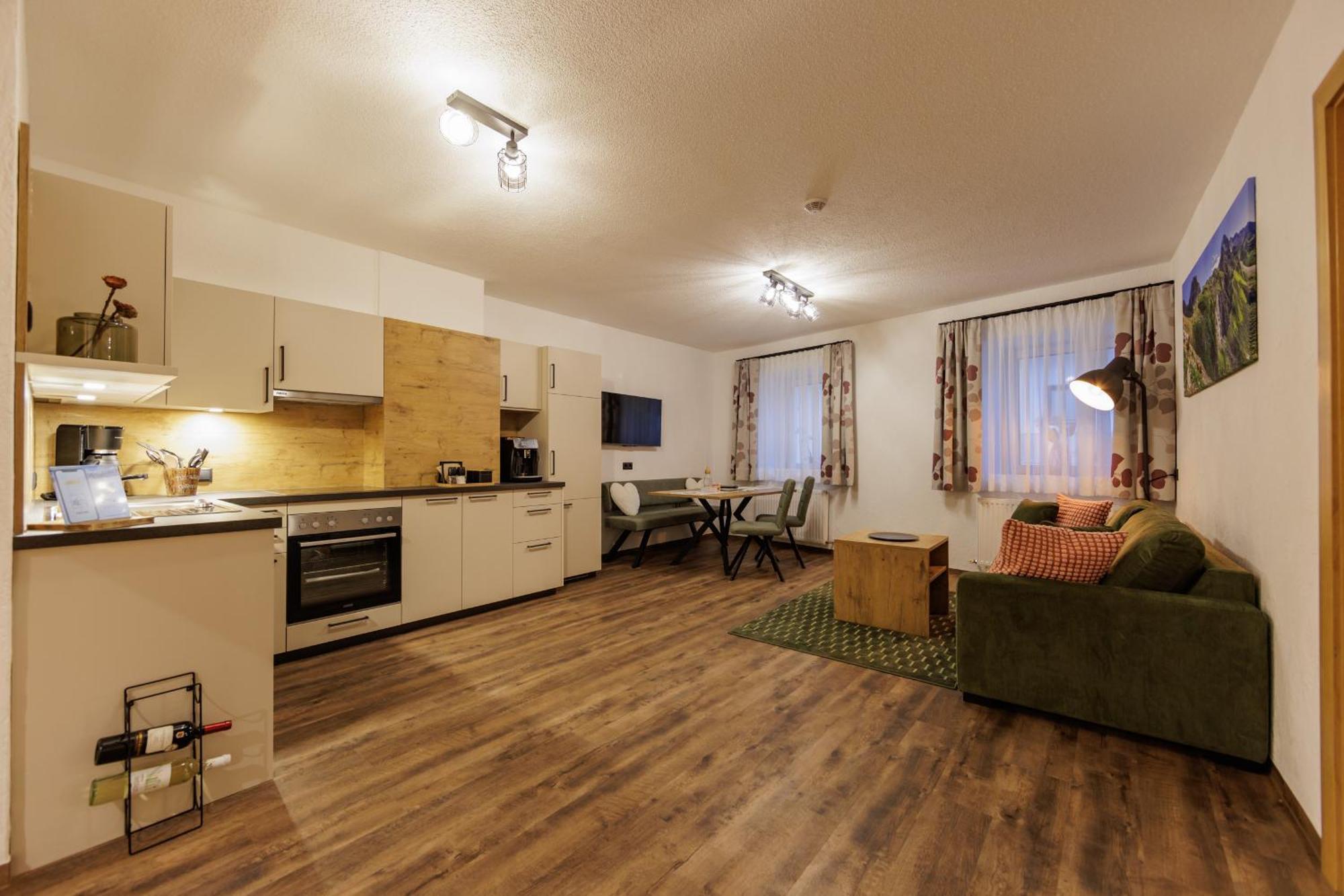 Apartmenthaus Goldeck Ried im Oberinntal Exteriör bild